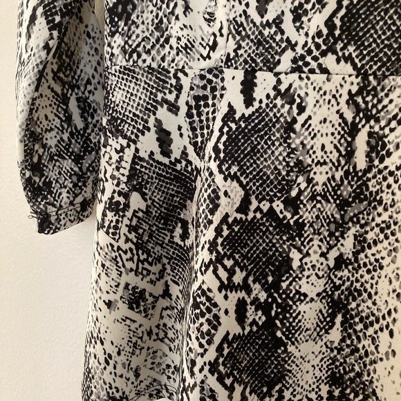 PerSeption Concept Surplus Python Print Top - Picture 8 of 11